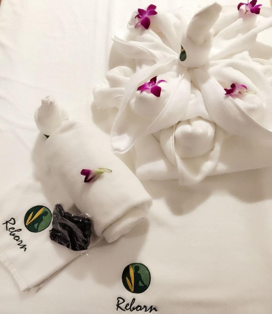 Ramee Rose Hotel Al Manamah Esterno foto
