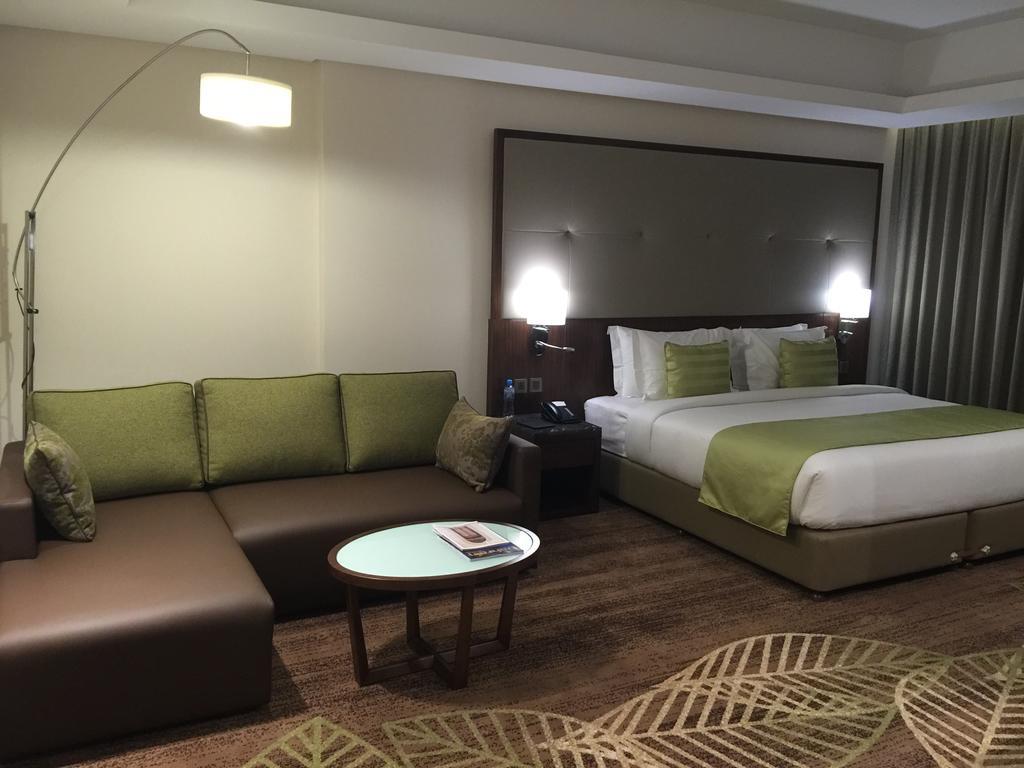 Ramee Rose Hotel Al Manamah Esterno foto