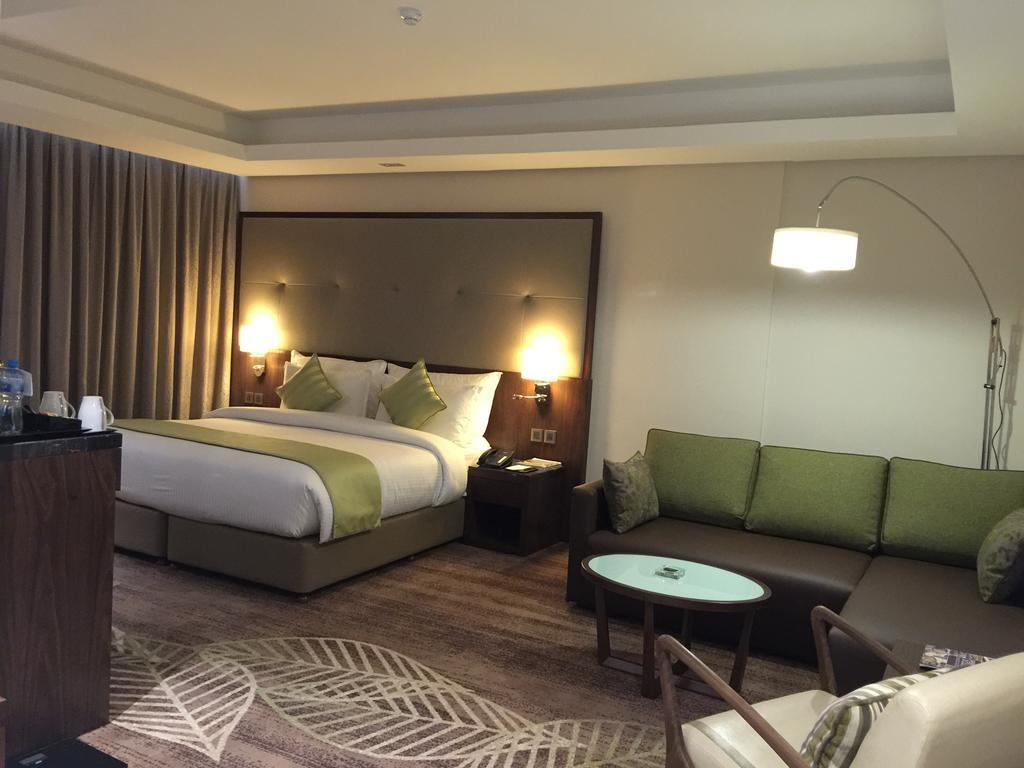 Ramee Rose Hotel Al Manamah Esterno foto