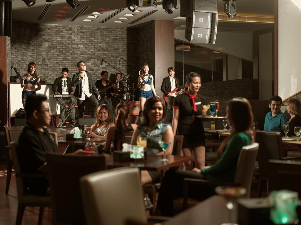 Ramee Rose Hotel Al Manamah Esterno foto