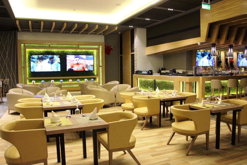Ramee Rose Hotel Al Manamah Esterno foto