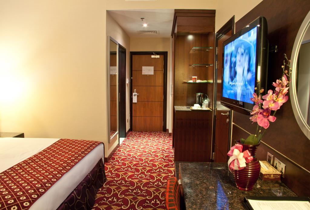 Ramee Rose Hotel Al Manamah Esterno foto